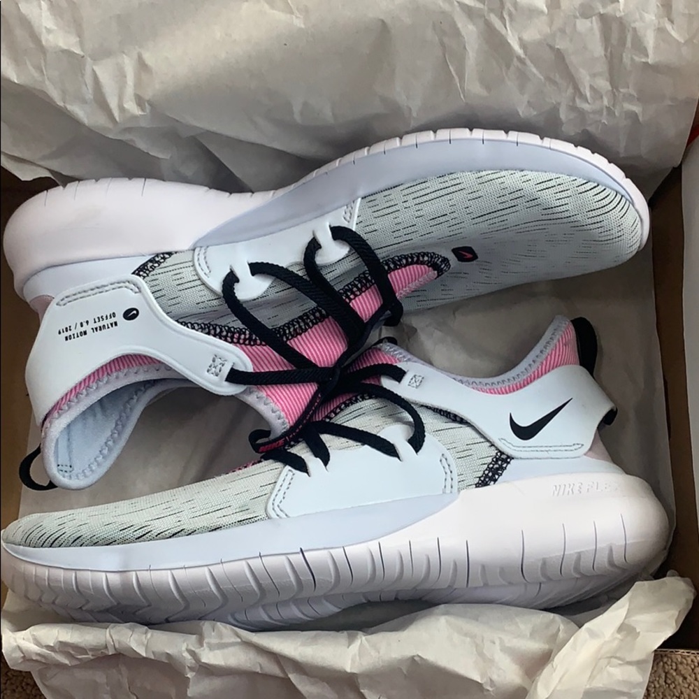 WORN ONCE Nike women’s shoes